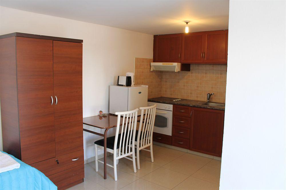 Appartamento Galatia'S Court Paphos Esterno foto